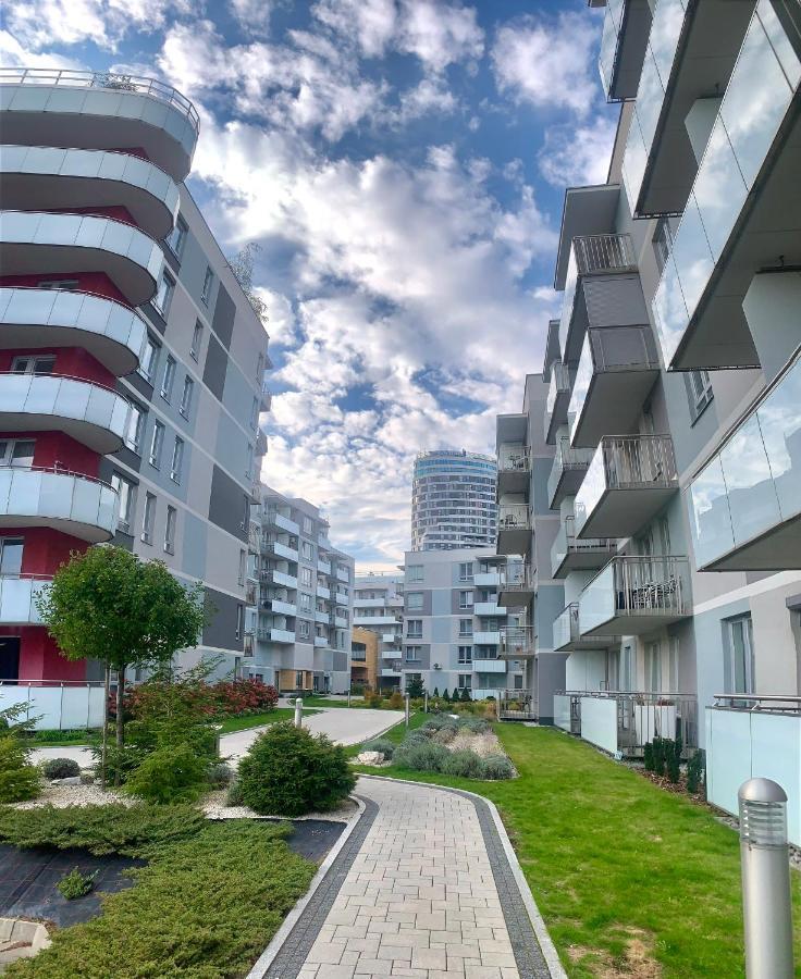 Downtown Apartments Family&Friends Жешув Экстерьер фото